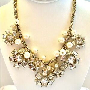 Vintage Ann Taylor Matching statement Necklace and bracelet set